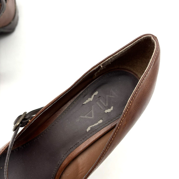 Vintage MIA 'Hawthorne' Two Tone Faux Leather Chunky Heel Mary Jane Pumps 8.5M - Picture 11 of 16